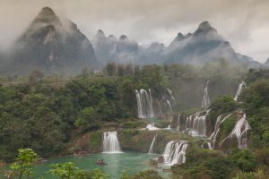 Detian (德天瀑布) or Ban Gioc waterfall on the border of Vietnam and China